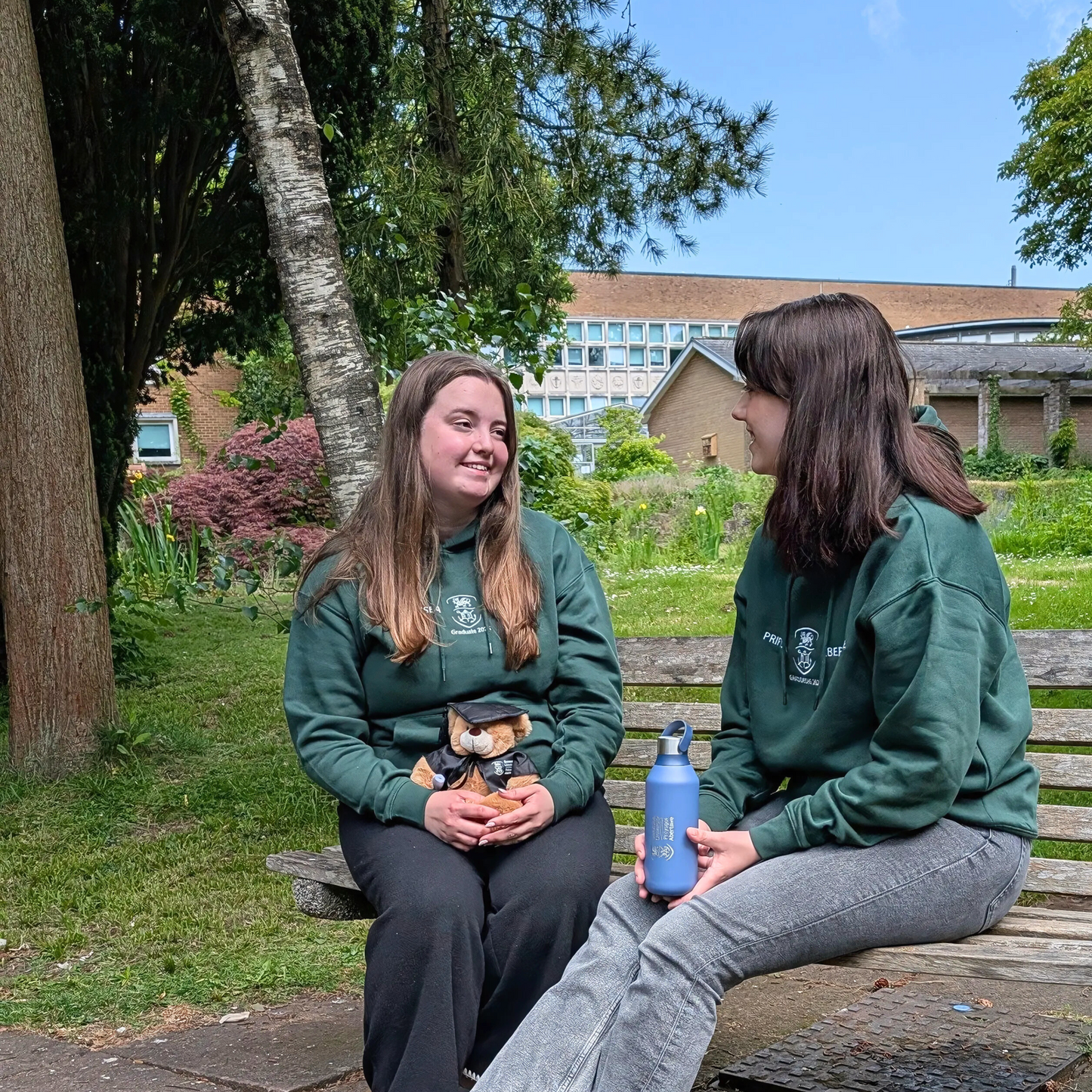 SALE - Prifysgol Abertawe Hoodie - Graddedig 2025