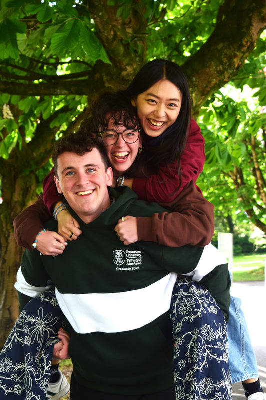 Retro 2026 Hoodie - Swansea University Graduation