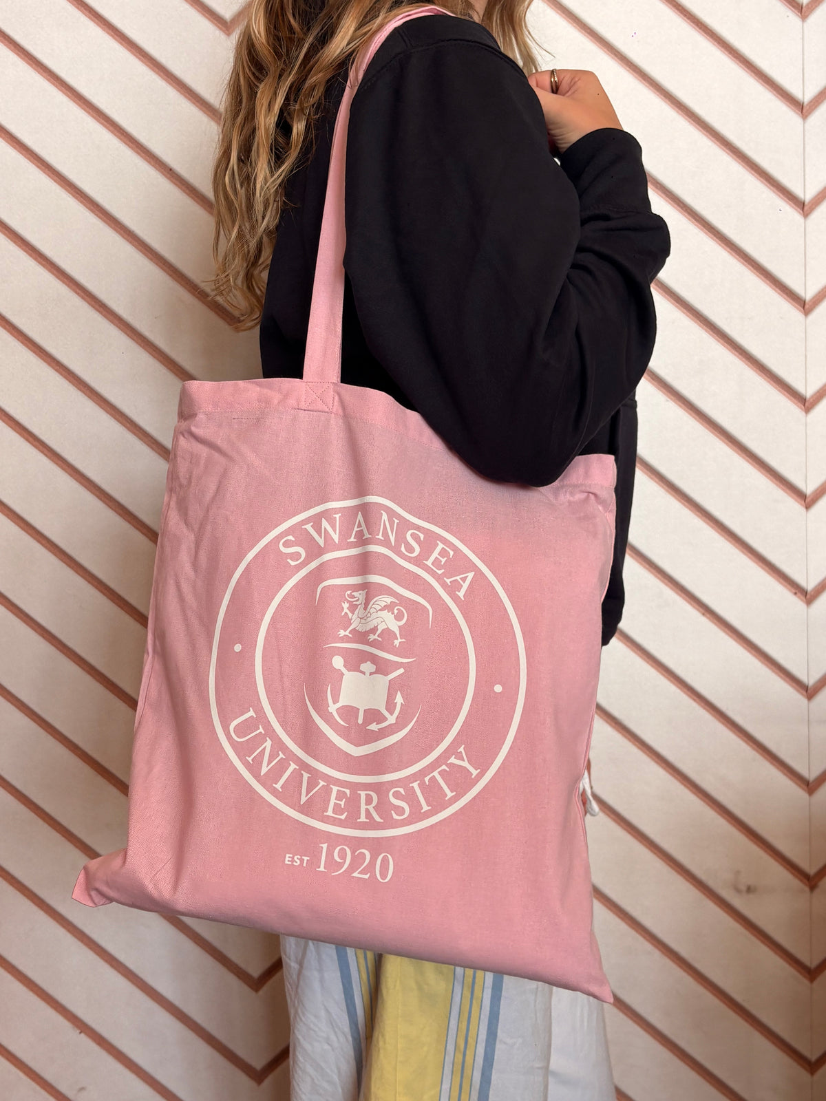 Fresh 26- HOOD-TEE-TOTE