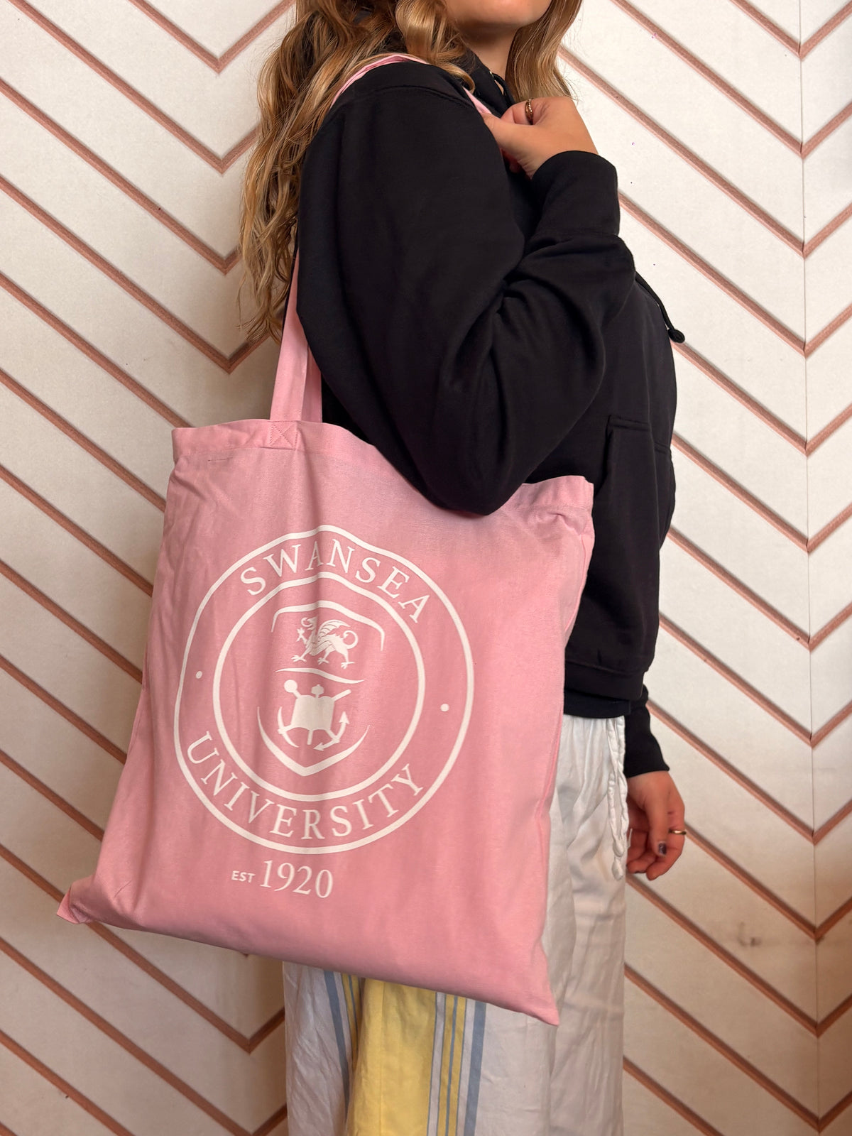 Fresh 26- HOOD-TEE-TOTE